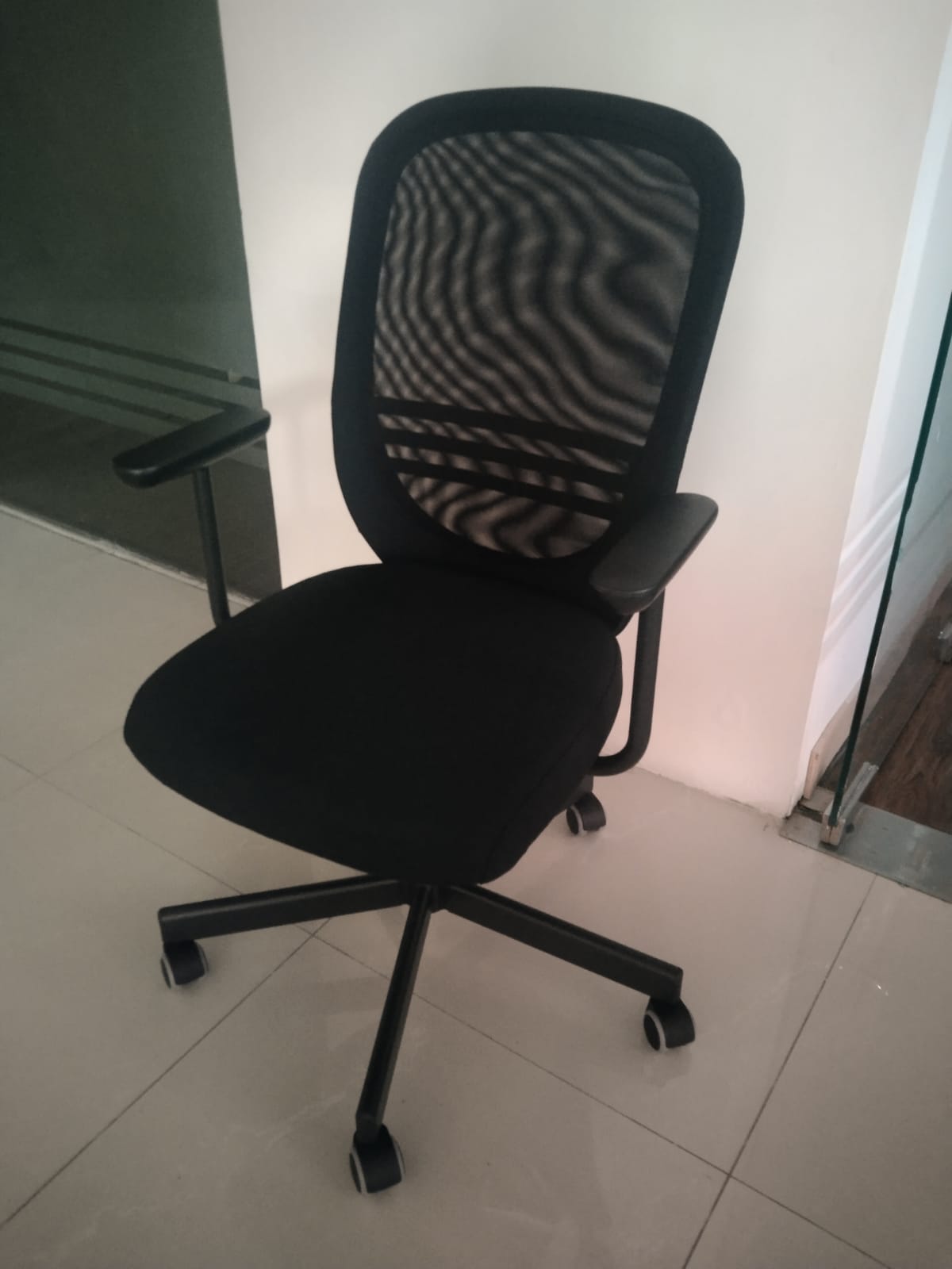 Kursi kantor Flintan