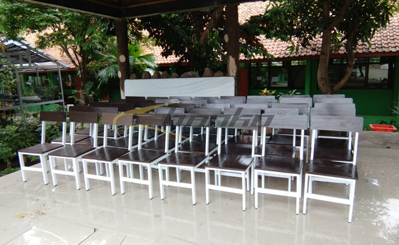 Kursi Sekolah Custom Hanko