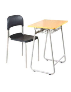 Kursi dan Meja Sekolah Chitose Keiko