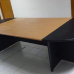 Meja Meeting Lapis HPL