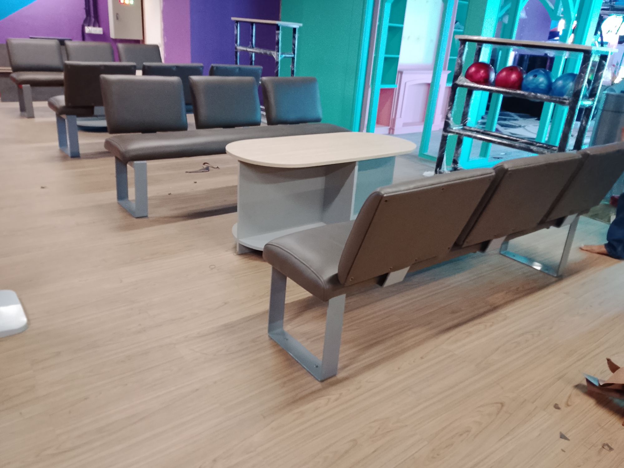 Custom Sofa Bowling