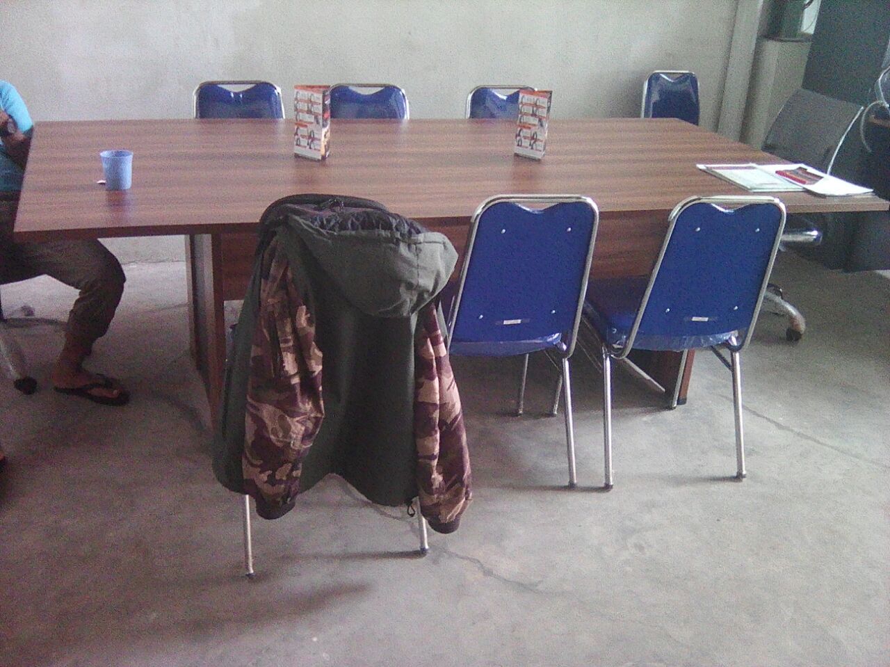 Meja Custom berkualitas terbaik