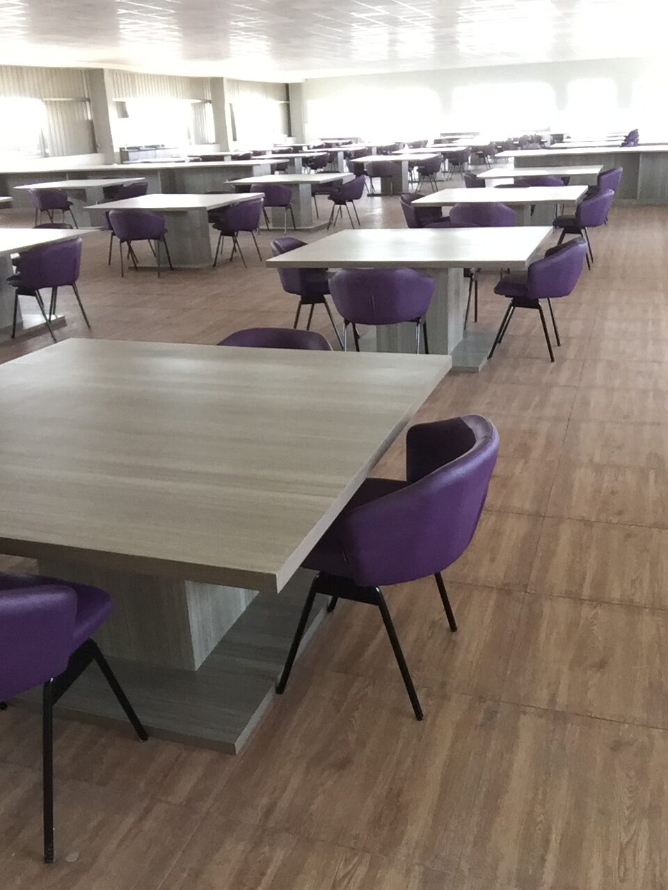 Meja Custom berkualitas terbaik