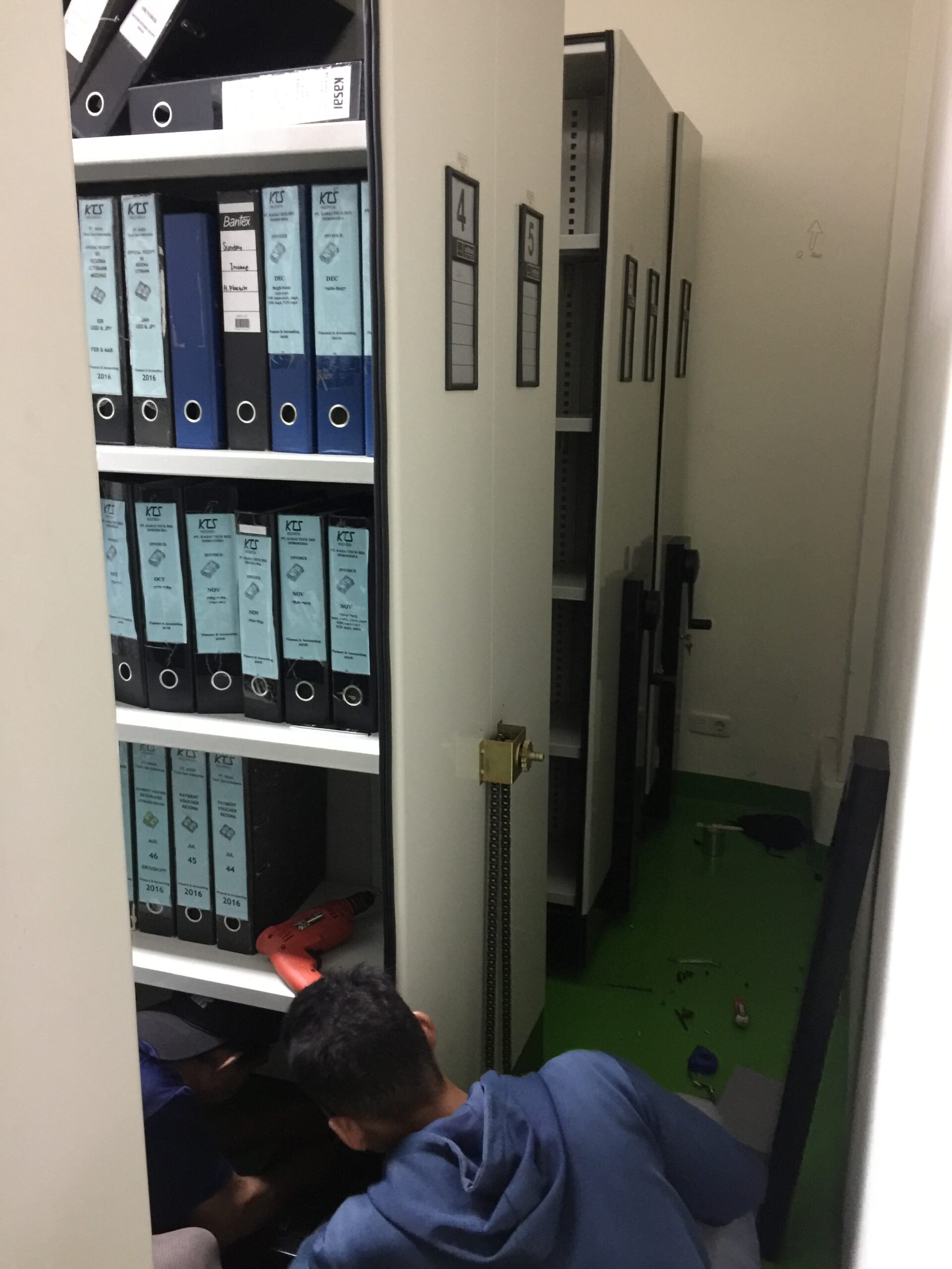 Mobile File Alba VIP Brother Lion