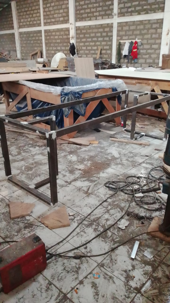 Rangka Besi Meja Rapat