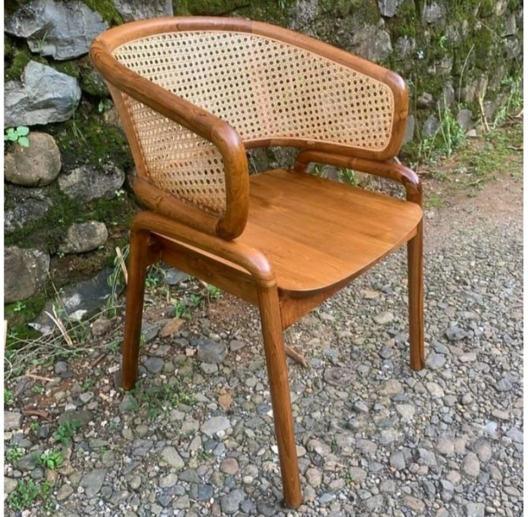 Kursi Makan Cafe Custom Kayu Solid